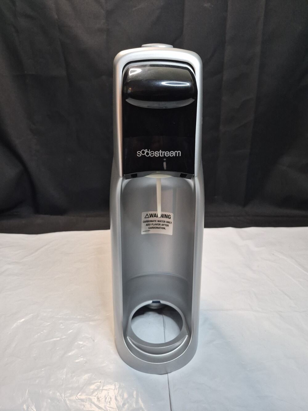 SodaStream 1691 A200 Refillable Bottle Fizz Soda Black Silver Soda Maker & CO2